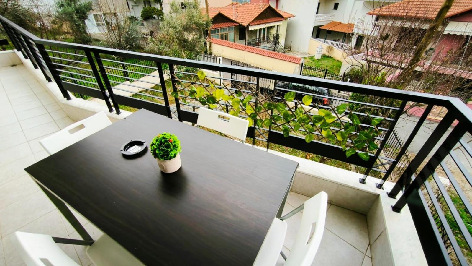 Litohome The Gods Oasis Apartment